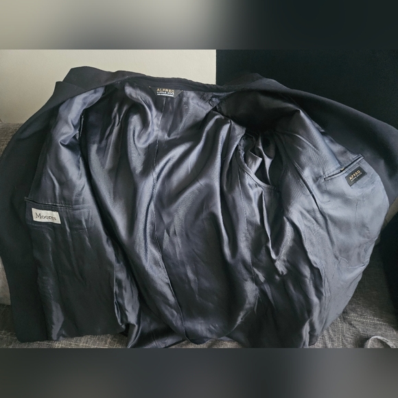 Authentic Alfred Sung Elegant Navy Blue Blazer. Moores Suits. 24 Inches Ptp. - Picture 6 of 6